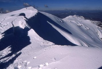 scendendo lungo la cresta NO del Monte Giovo (11-2-2001)