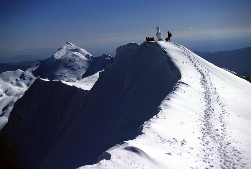 l'arrivo in vetta al Monte Giovo (11-2-2001)