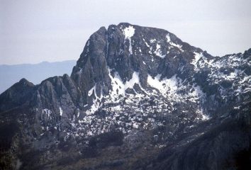 panorami dalla cima : Pania Secca (17-3-2002)