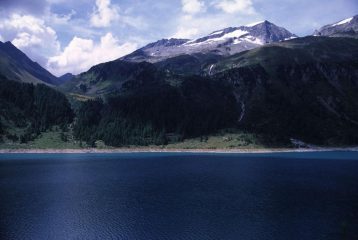 Lago di Neves e Punta Bianca sullo sfondo (22-8-2002)