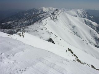 panorami dalla cima : dalla Cima Missun al Saccarello (12-3-2006)