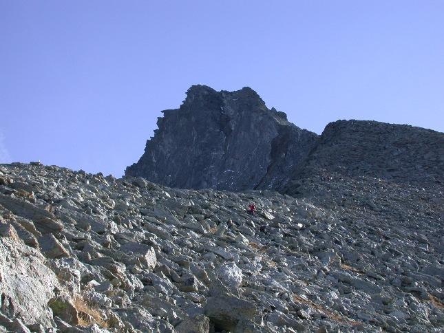 la cresta NO della Becca Torchè con la parte alpinistica proprio sotto la cima