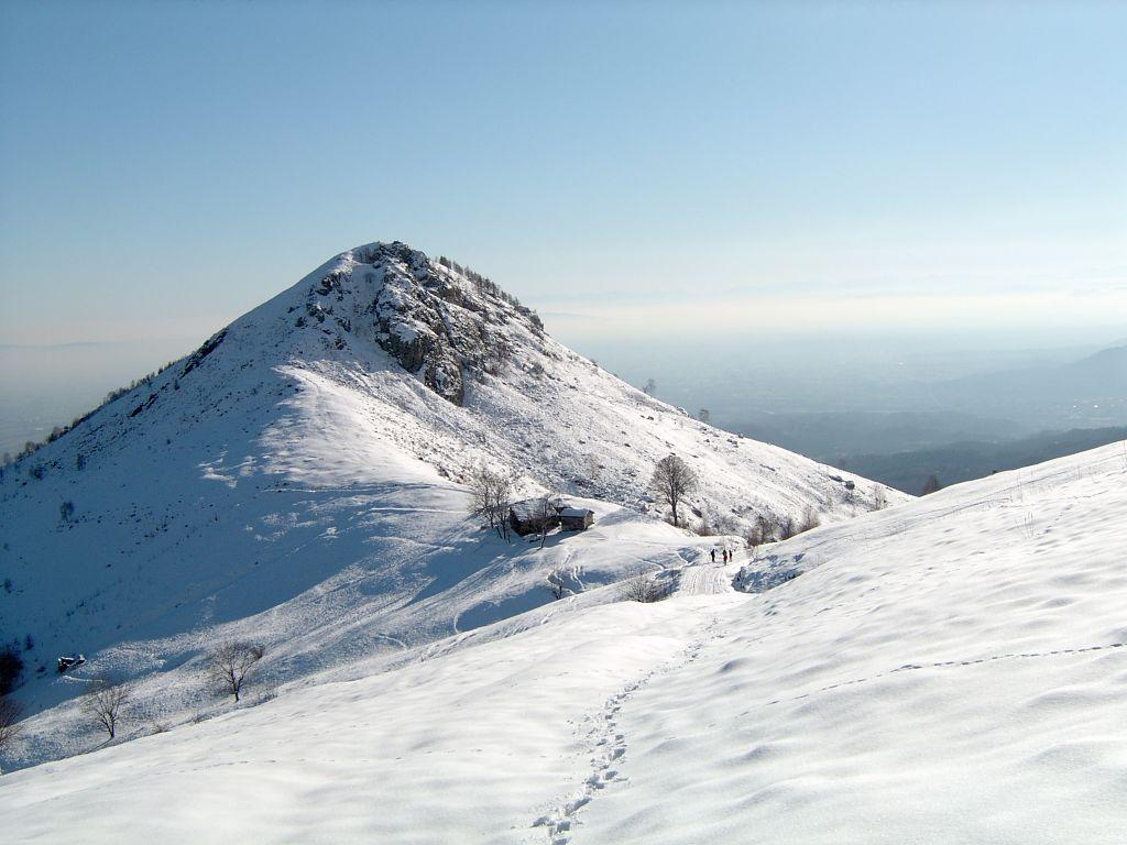 Il monte Calvo, salendo al pian delle Nere