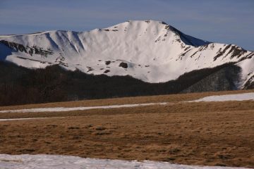 il Monte Sillano visto dai Prati di Sara (4-3-2007)