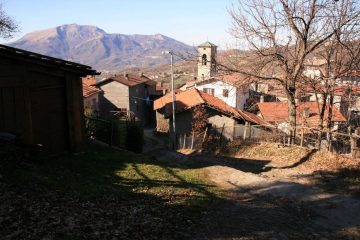 Casalino, il punto di partenza per l'escursione al Cusna (4-3-2007)