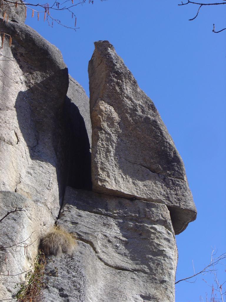 la Rocca del Gias sul sentiero dei geositi
