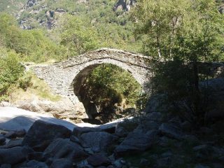 il ponte Romano di Fondo