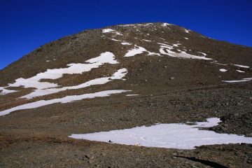 l'anticima del Truc Blanc (versante Nord-Est) vista dal Colle del Truc Blanc (7-10-2007) 