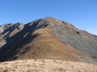 Dal Monte Betogne, il Monte Gregorio e la cresta fino alla Punta del Pianello