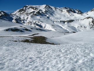 il Monte Bodoira m. 2747 osservato dal Vallone Margherina (2-3-2008)