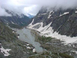 la valle di ailfroide dal bivio per i ghiacciai 