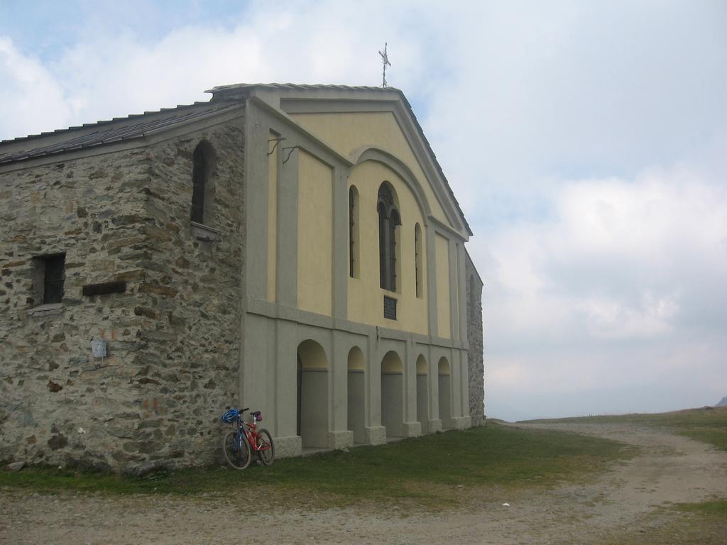 La chiesa del Colombardo