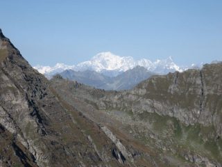 Dal passo, panorama sul Monte Bianco