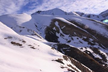 la Tete de l'Eyssiloun vista dal Col de Mirandol (11-3-2007)
