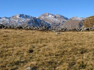 Giavino, Monfandì e Liamau dai pressi dell'Alpe La Trucca