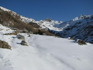 Vista sull'Alpe Truc ed il Monte Roux