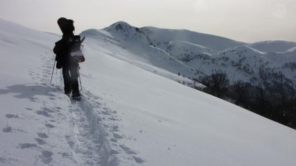 salendo lungo la dorsale al Monte Baussetti (16-1-2010)