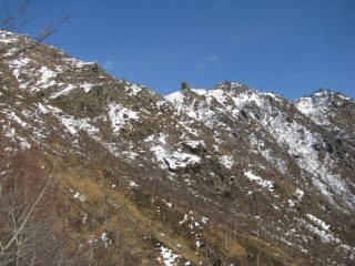 Vista del Colle Vardlà, dal sentiero di salita