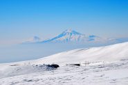 L' Ararat salendo