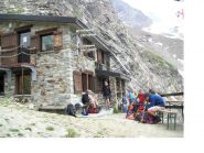 Vita al Rifugio Aosta