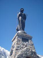 la Madonnina in cima al Mont Chetif (2343 m)