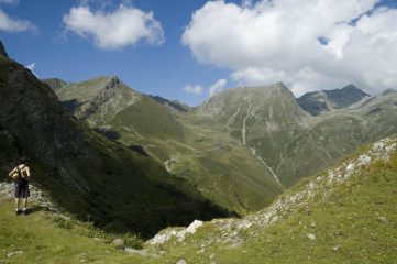 Verso l'Alpe Giulian dal  Colletto delle Faure