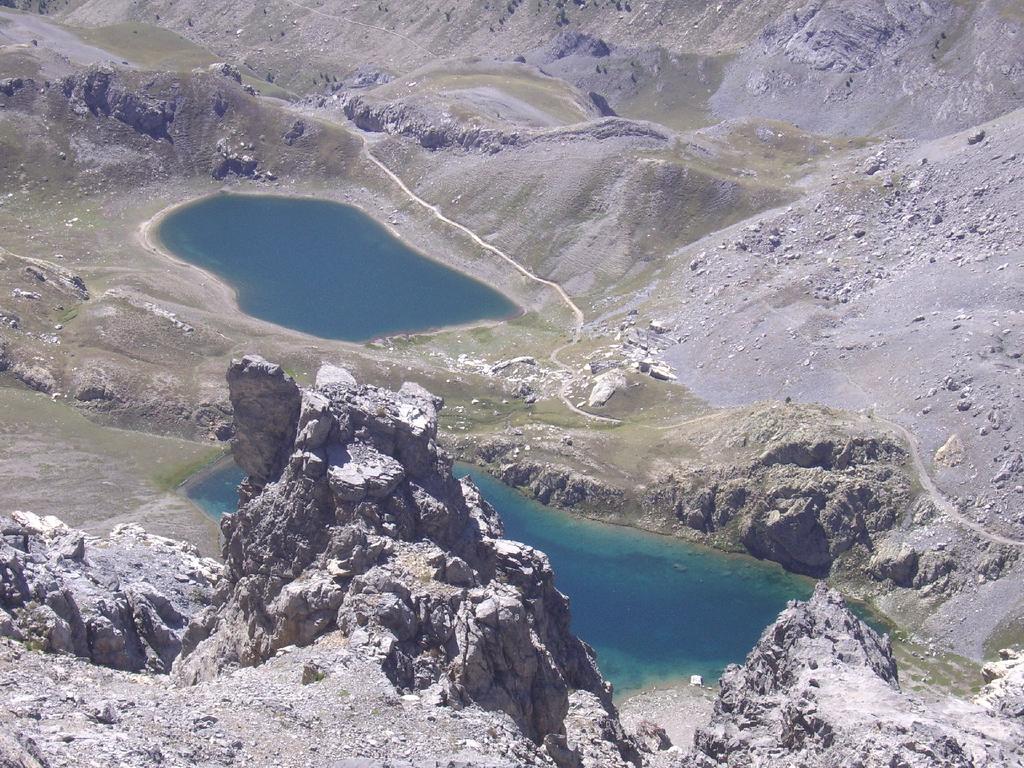 I laghi di Roburent visti dalla vetta