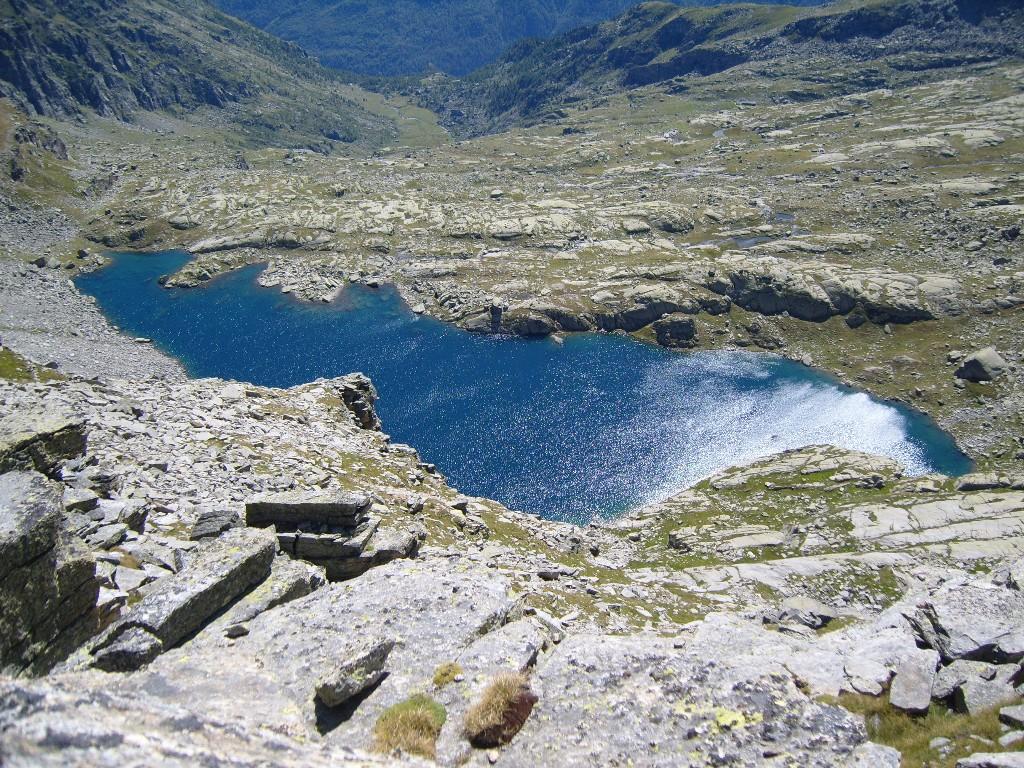 il gran lago visto dalla cima