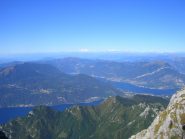 Sulla cima del Grignone guardando il lago di Como