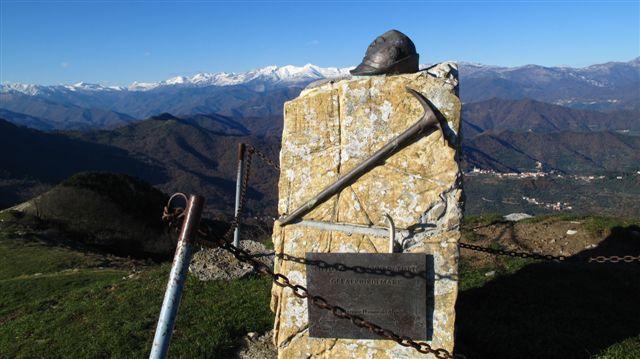 Monumento sul Ceresa dedicato agli Alpini di mare