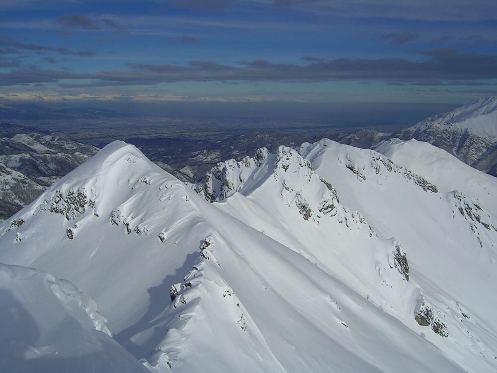 Dalla cima, vista verso Bec Baral, Matlas e Montevecchio.