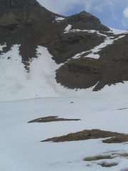 il lago del Fallere ricoperto di ghiaccio