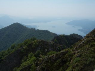 cresta e lago Maggiore