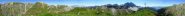 Panorama circolare dal Coldi Poma: Odle di Eores (Tullen, Lavina), Sass di Putia, M.te roce in Badia sullo sfondo, Puez in primo piano, Odle, croce di vetta