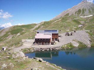 Rifugio Severino Bessone al Lago Verde 2583m