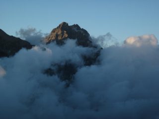 Il Monte Matto nelle nuvole della sera