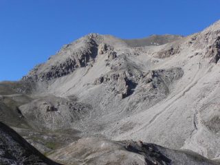 01 - Rocher Charniers salendo al Col de Trois Freres Mineurs