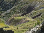Numerosi sono gli scavi a testimonianza delle opere del Vallo Alpino in costruzione in questa zona