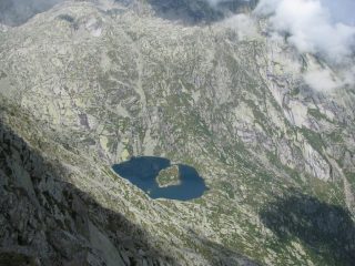 Vista dall'alto del Lago Lasin