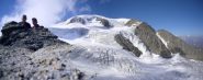 in vetta al Monte Cordine col Velan  e relativo ghiacciaio come sfondo...