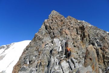 rocce rotte sulla cresta del Brouillard