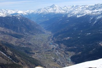 Morgex, La Salle e l’alta Valle d’Aosta viste dalla vetta. 