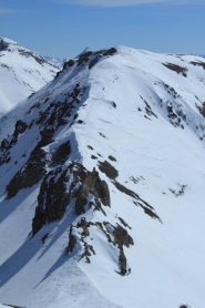 la cresta  che scende da la Punta al Passo dell'Asino (31-3-2012)