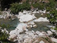 06 - Il Ruisseau d'Ambin con le acque verdi in questa stagione