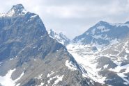 Il Mt Monchette ed il Passo di Leseney visti dalla quota 2430 della cresta spartiacque del vallone di Tillac