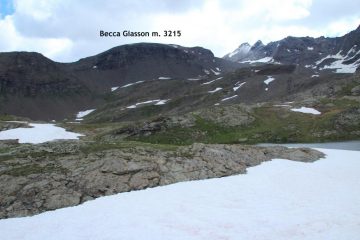 la nostra meta vista dal Lago superiore di San Martino (8-7-2012)