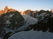 Alba sul bacino del Glacier Blanc