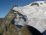 La cresta di salita ed il ghiacciaio