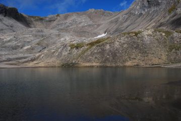 Il Lago di Bonalex e l'Aig. d'Artanavaz