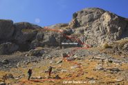il tratto di salita che supera la bastionata rocciosa sopra il Col de Thuiles (6-10-2012)